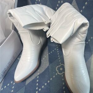 Lurnyet White Western Ankle Boots
